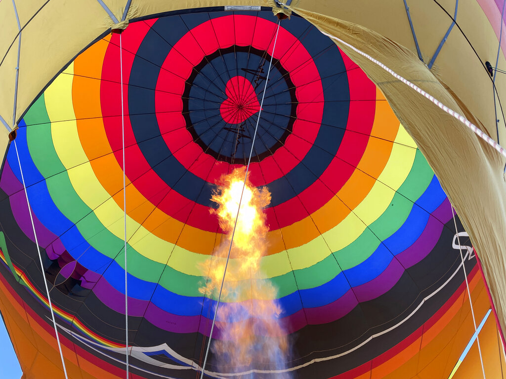 Annual hot air balloon festival draws global audience to US News